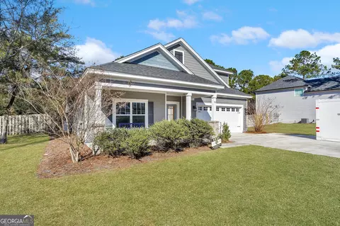 80 Sugar Pine Dr, Richmond Hill, GA 31324