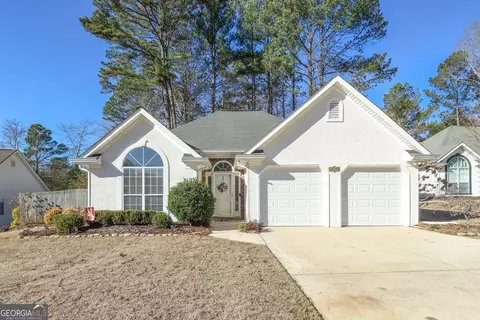 302 Preston Chase Dr, Peachtree City, GA 30269