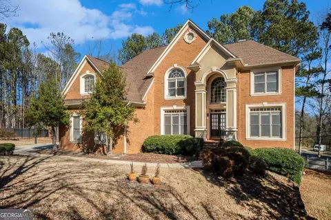 585 Stoneglen Chase SW, Atlanta, GA 30331