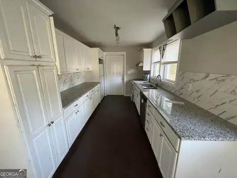 361 Almon Rd, Covington, GA 30014 photo 6