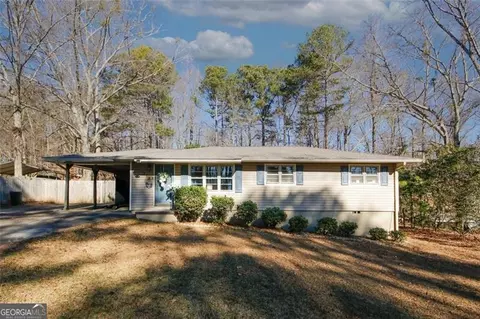 215 Clinton St, Bremen, GA 30110