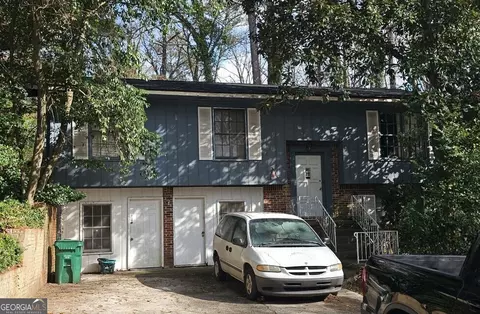 3920 Wedgefield Cir, Decatur, GA 30035