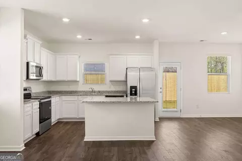 Kitchen - 12033 Conrad Cir #145, Hampton, GA 30228 photo 1 of 3