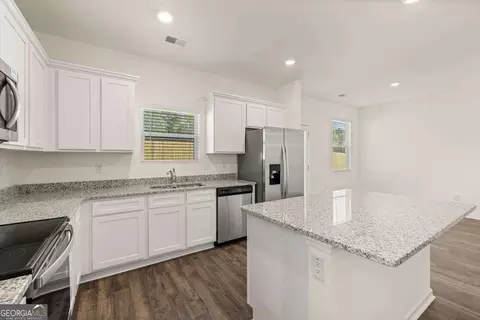 Kitchen - 12033 Conrad Cir #145, Hampton, GA 30228 photo 3 of 3