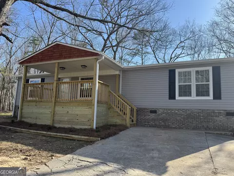 294 Dogwood Ln, Cleveland, GA 30528