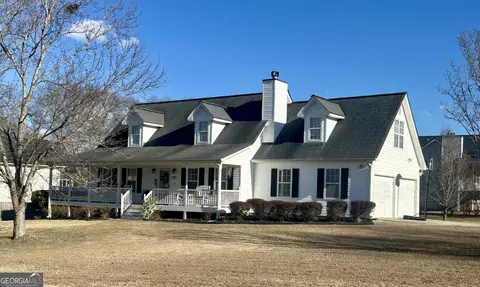 293 Pine Valley Dr, Powder Springs, GA 30127