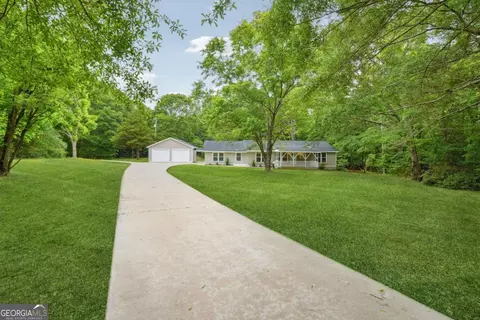 344 Rocky Creek Rd, Hampton, GA 30228