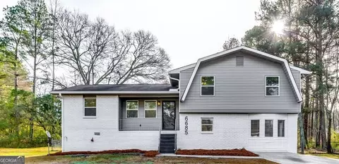 6685 Buckhurst Trl, Atlanta, GA 30349