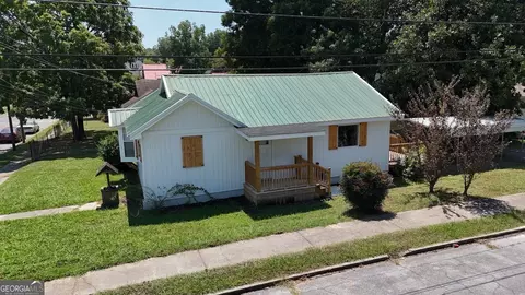 611 Jones Ave, Rockmart, GA 30153