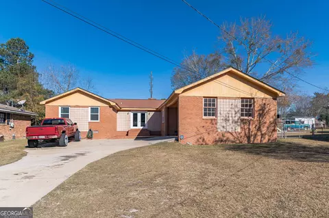 315 E Lee St, Sylvester, GA 31791