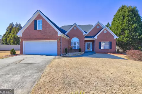216 Chad Ln, Loganville, GA 30052