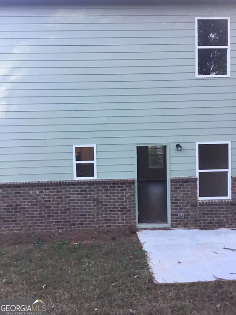 Exterior - 9168 Carr Cir, Covington, GA 30014 photo 2 of 2