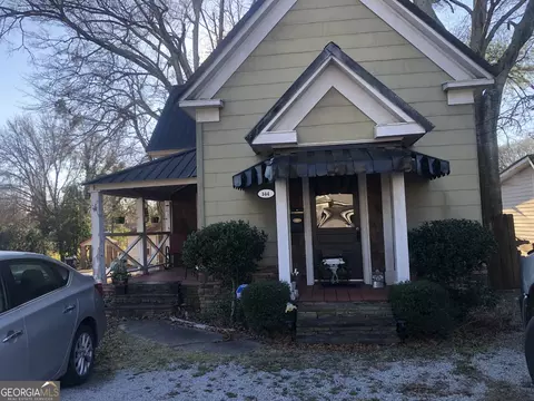 144 Atlanta St, Barnesville, GA 30204