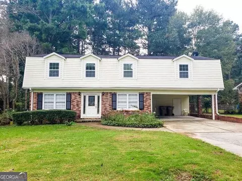 747 Sherwood Dr, Jonesboro, GA 30236