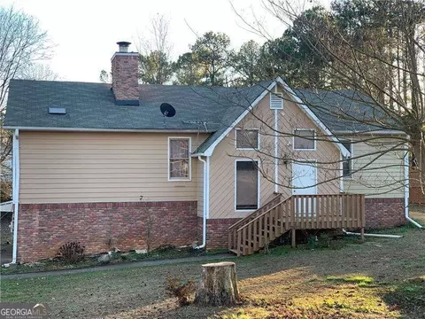 5078 Hubert Dr, Powder Springs, GA 30127