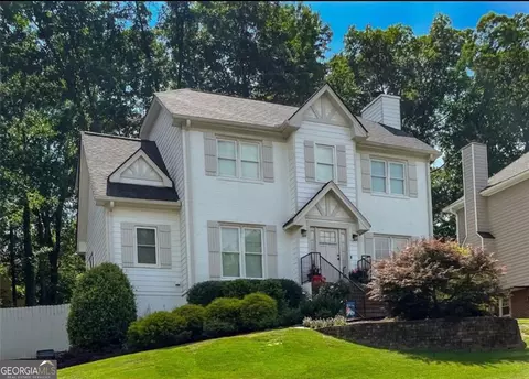 1160 Steeple Run, Lawrenceville, GA 30043