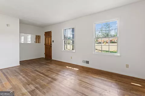 7010 Fielder Rd, Rex, GA 30273 photo 8