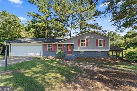 7010 Fielder Rd, Rex, GA 30273