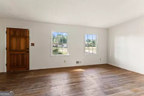 7010 Fielder Rd, Rex, GA 30273 photo 5