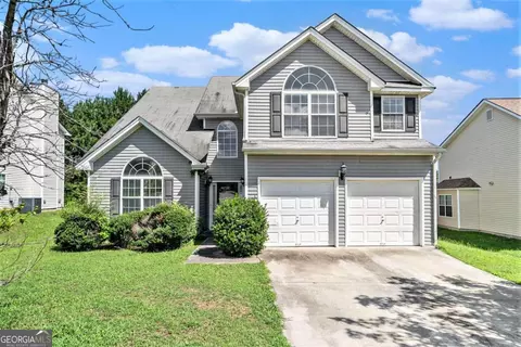 7812 Bell Tower Ln, Fairburn, GA 30213