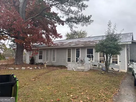 100 A-d Woodcrest Cir, Warner Robins, GA 31093
