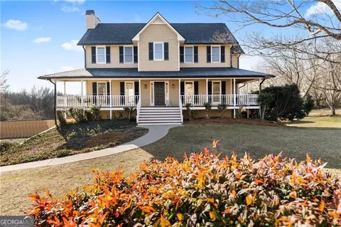 15 Crescent Dr SW, Cartersville, GA 30120