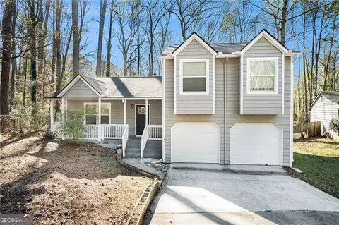 5063 Woodbridge Trl, Stone Mountain, GA 30088