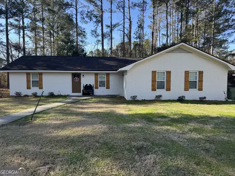21 A B Pinewood Ct, Statesboro, GA 30458