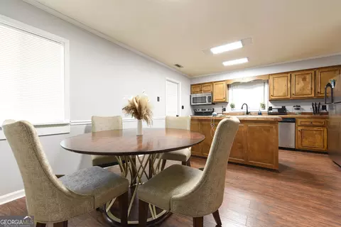 Dining - 112 Meadowland Trl, Lagrange, GA 30240 photo 2 of 2