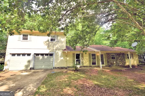 132 Terri Rd, Lagrange, GA 30240