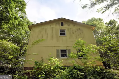 Exterior - 132 Terri Rd, Lagrange, GA 30240 photo 2 of 7