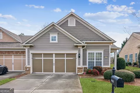 6122 Longleaf Dr, Hoschton, GA 30548