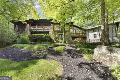 1855 Orchard Dr, Clarkesville, GA 30523