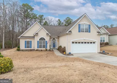 69 Bedford Park Dr, Newnan, GA 30263