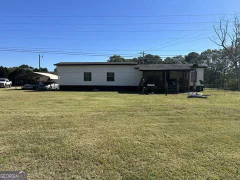 647 Ridge Rd, Hartwell, GA 30643