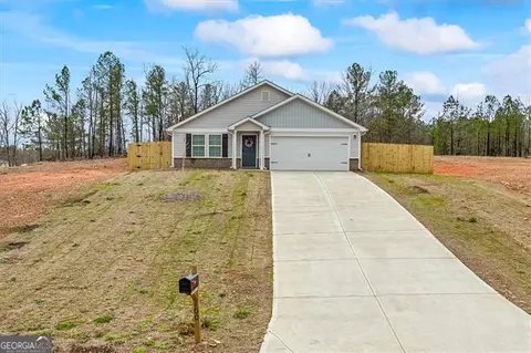 100 Red Oak, Barnesville, GA 30204 photo 2