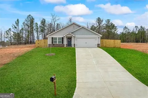 100 Red Oak, Barnesville, GA 30204