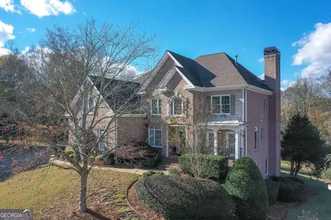 3443 Pinemont Dr, Douglasville, GA 30135