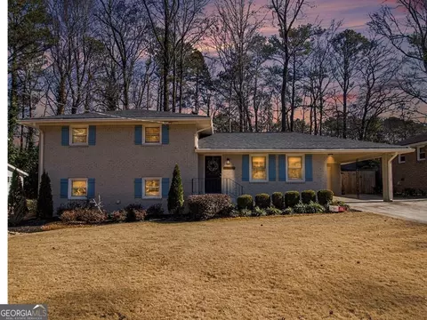 1365 Sanden Ferry Dr, Decatur, GA 30033
