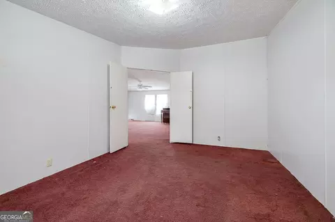 Bedroom - 162 Pearl Davis Rd, Springfield, GA 31329 photo 4 of 10