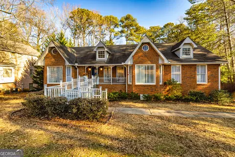 1316 Macarthur Dr, Griffin, GA 30224