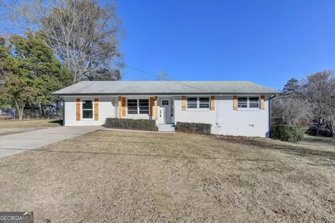 259 Holly Dr, Winder, GA 30680