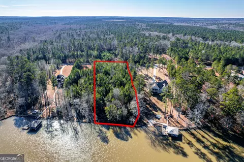 672 Parham Rd NW, Milledgeville, GA 31061