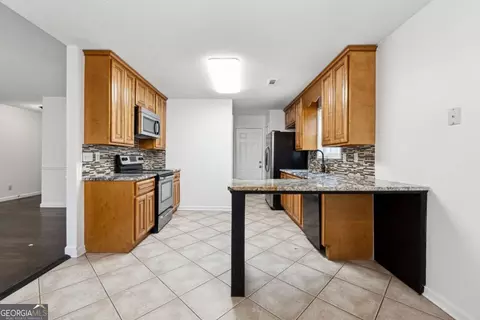 2718 Winky Blf, Dacula, GA 30019 photo 10