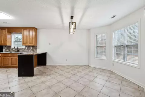 2718 Winky Blf, Dacula, GA 30019 photo 8