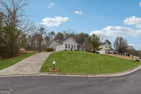 2718 Winky Blf, Dacula, GA 30019 photo 2