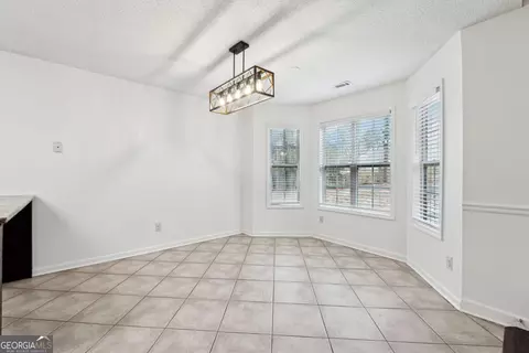 2718 Winky Blf, Dacula, GA 30019 photo 9