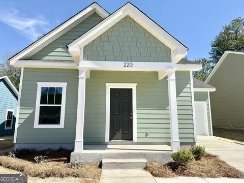 220 Lenox Cir, Lagrange, GA 30241 photo 2