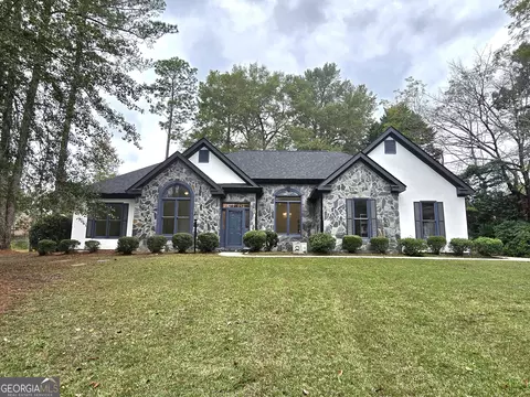 205 Rolling Ridge Ct, Warner Robins, GA 31088