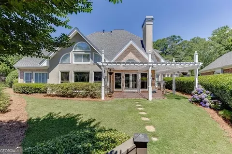Exterior - 9120 Etching Overlook, Duluth, GA 30097 photo 6 of 8